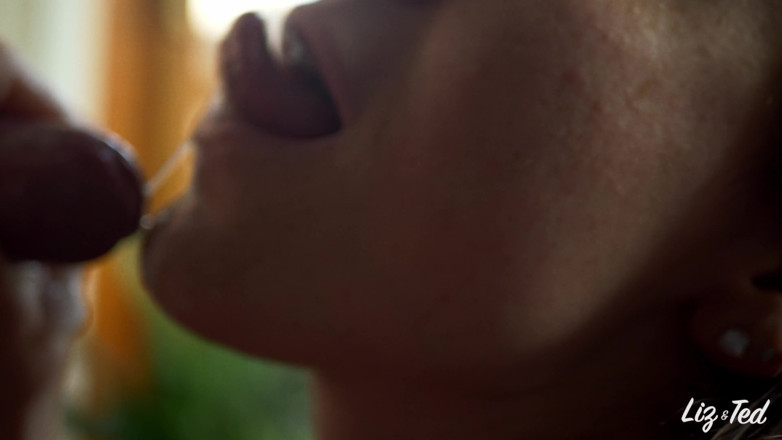 Lizandted: Liz dan Ted - blowjob rakaman dekat
