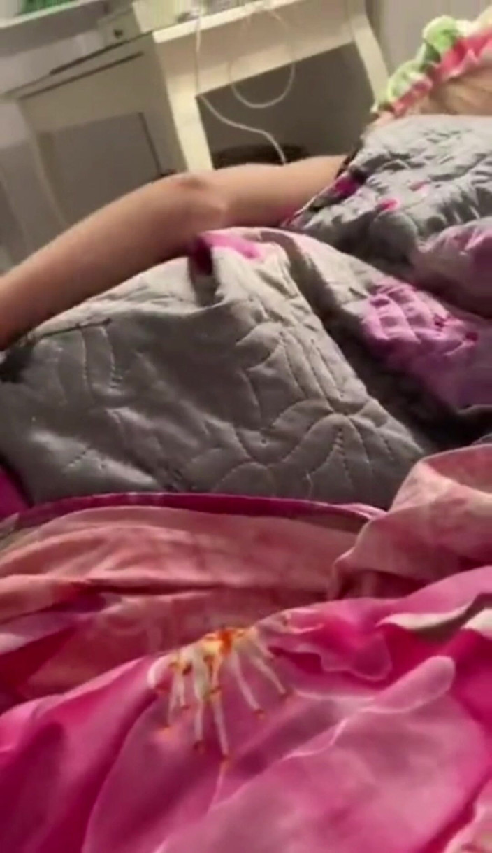 Maxxxl: My Wife Hides Her Face, and Really Wants Me to...