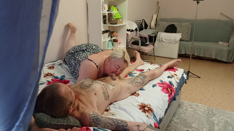 Zona901: Saya suka pancut ke dalam deepthroat jiran saya dengan air...