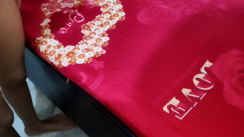 Kapsims: Krém na kundičku indické manželky a stříkání šukají s jiným mužem