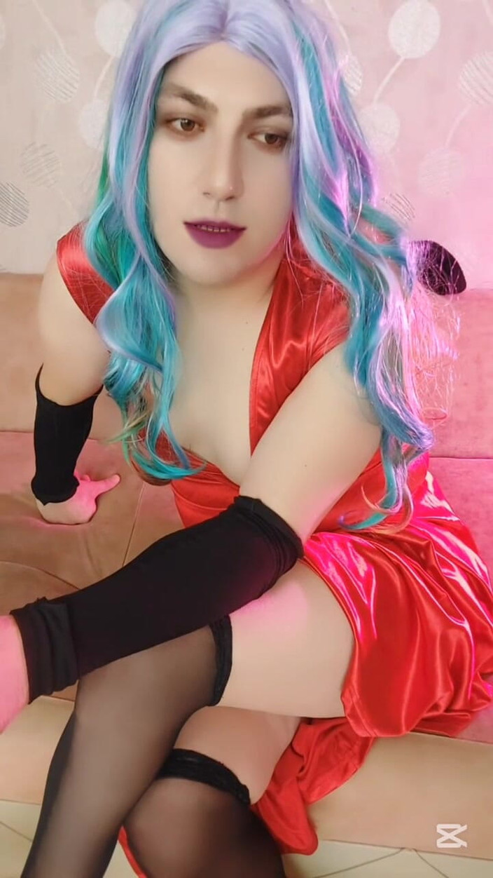 Kitty_Cross: Förtrollande Femboy Fantasy: Omfamna elegans med attityd