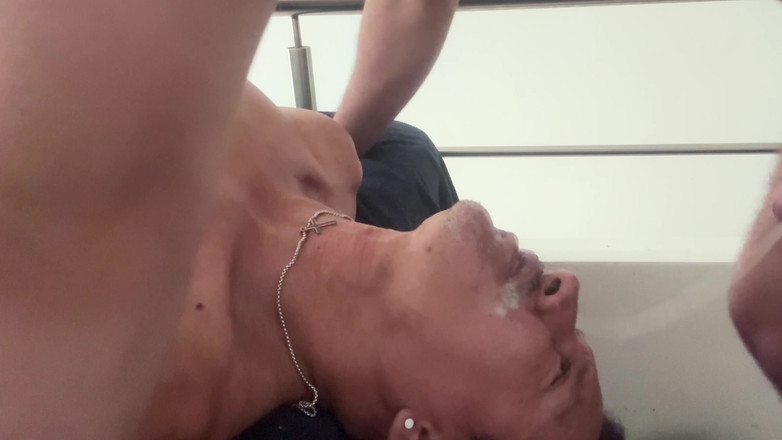 Danmel X: Grov ansikts-knull uppdelning