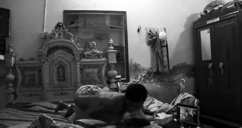 Sanayababhi: Zdradzająca żona