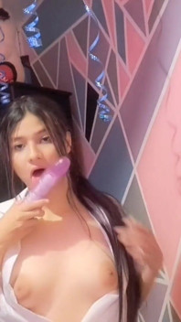 Girl Masturbates in Her Grandparents House