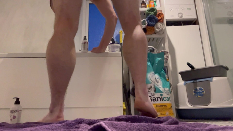Slutty Samuel: Deep Penetration with 12 Inch Toy