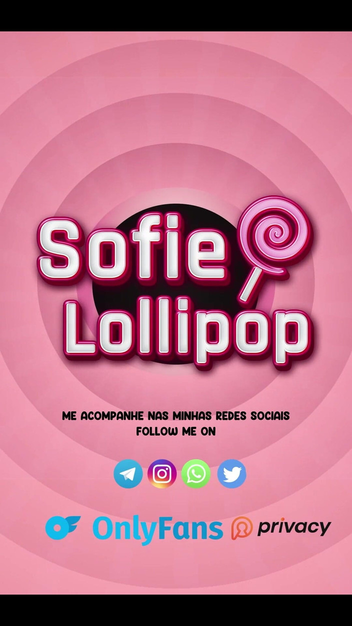 Sofie lollipop: Mollige trans laat zien waar het web van spider-man uitkomt