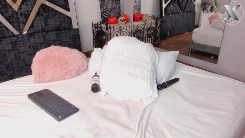 Feet Lovers club: Saya Masturbasi Dengan Paha Gemetar Dan Mata Berputar