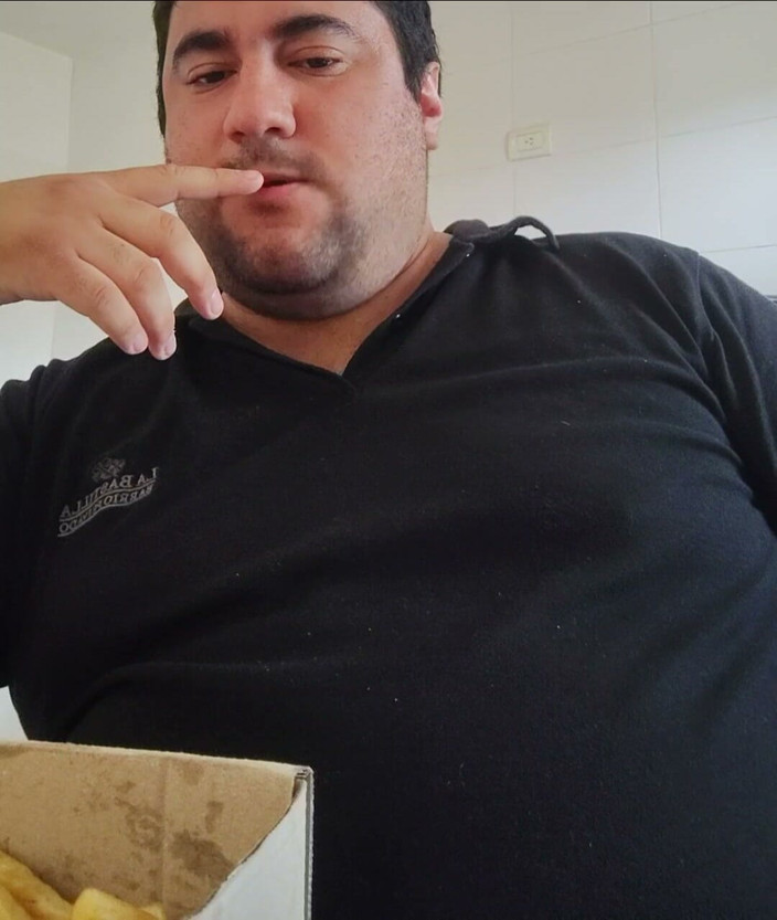 Gordito33PIG: I Can't Stop Eating