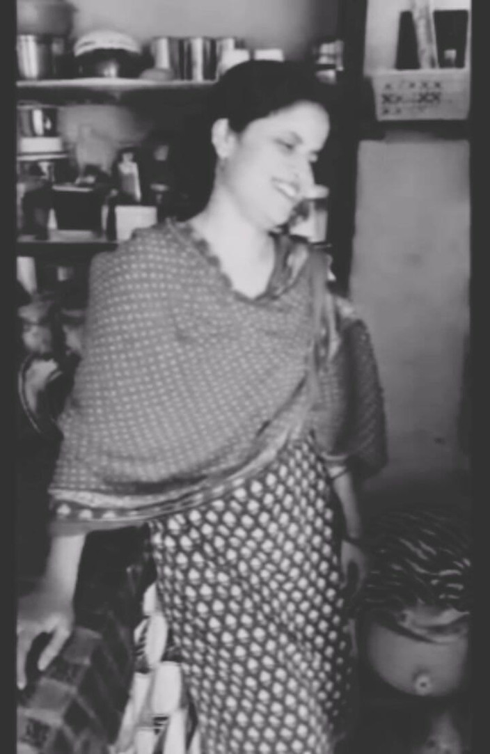 Rishi: Jiju Chhodo Na Koi Aajayega Wife Ki Friend Ko Kitchen...