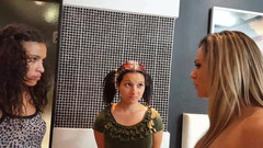 FetishKing: चेहरे पर बैठने वाली लेस्बियन दोहरा महसूस करती है और कोई हवाई उपचार नहीं