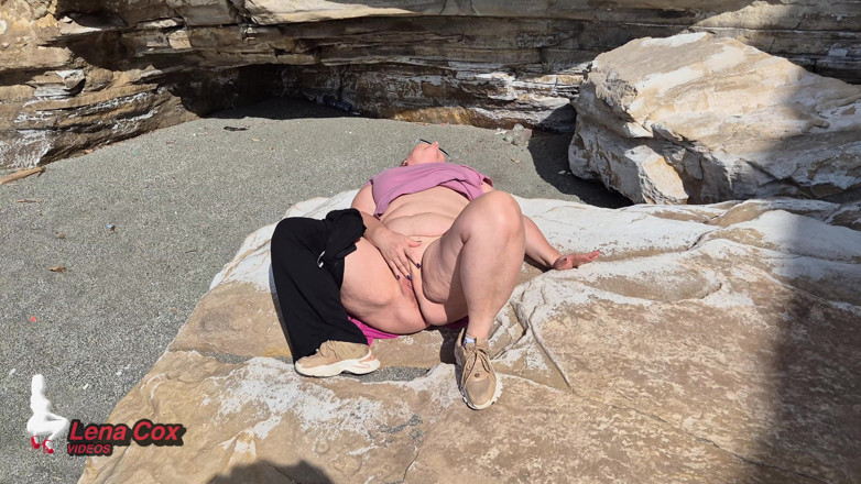 Lena Cox: Moja masturbacja na świeżym powietrzu