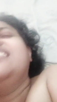 Tengok Cara Ibu Tiri Saya Datang Berkongkek