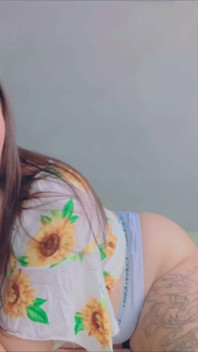 Šuká mě v intenzivním sexu