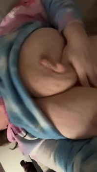 Make Them Bounce While You Fuck Me