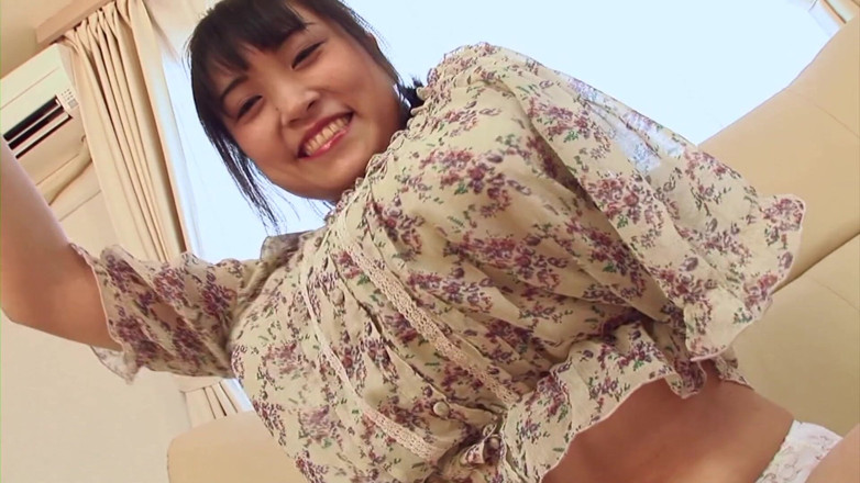 Japan Lust: La timida teenager giapponese amatoriale vuole un cazzo dentro di...
