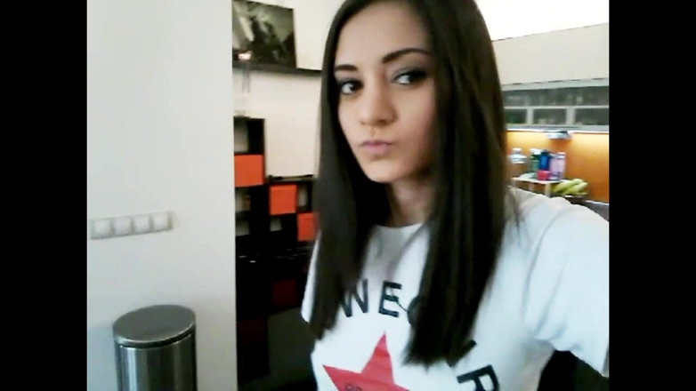 Shrima Malati: Vlog - Pregătindu-se pentru o scenă lesbiană cu Gina Gerson