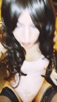 Tammysissy analer Masturbation mit Urin