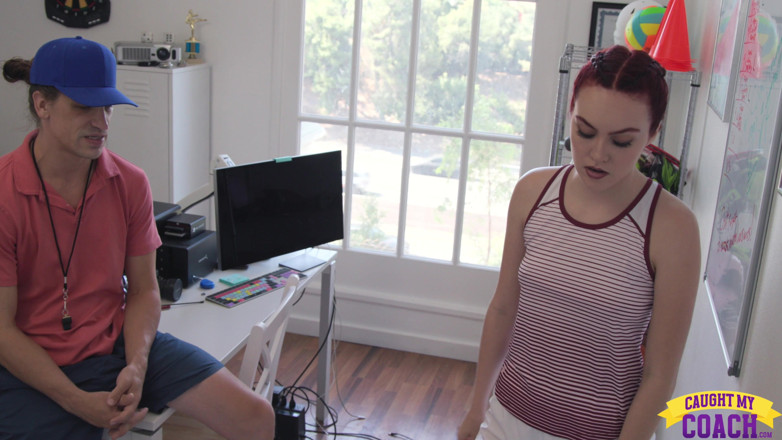 Caught My Coach: Track Star Gets What She Wants - S1:e2