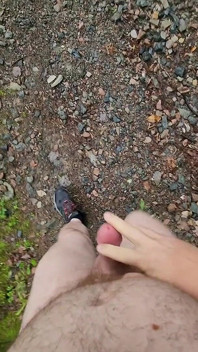 Menikmati Yang Hebat Di Luar Rumah Lagi.