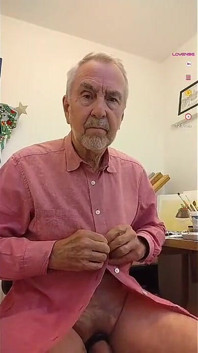 Diversão de domingo masturbando