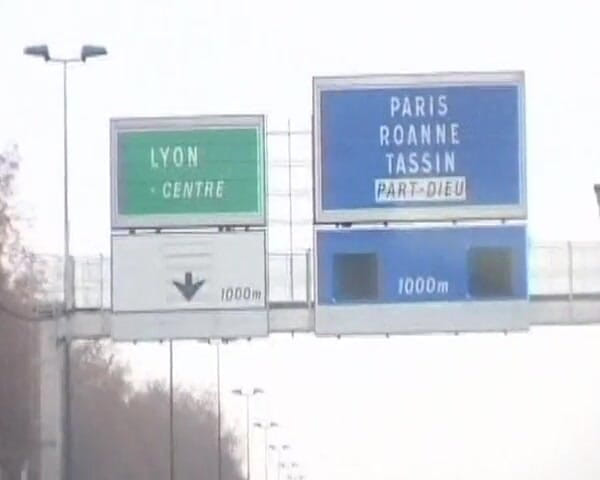 Monde Francais: Round Ass French Slut Can Please Two Dudes at the...