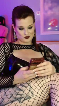Umiliata e ignorata - tempo d'angolo per il live stream