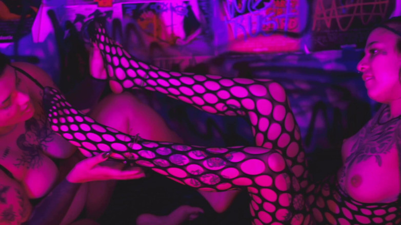 Quente club: Rotten Venus a D'louise