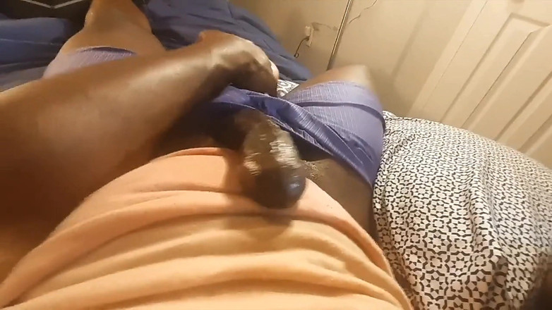 Big black cock BBCee: Sólo masturbace při masturbaci s pumou natvrdo