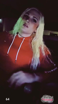 Sexy tranny kouření 120. let na veřejnosti