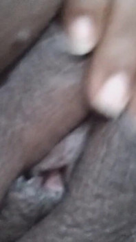 Mi pequeño coño queriendo polla