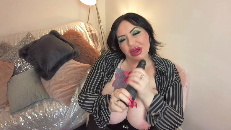 Mia MILF: 흑인 대물 자지에게 따먹히는 거유 육덕 거유녀