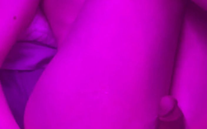 Brashen: Orgasm anal femboy de la vibrator