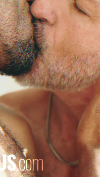 เย็ดหี interracial แรงๆ กล้ามโต เหนือพระอาทิตย์ตกที่เมลเบิร์น