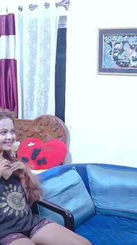 Indiancă desi Tharki Devar se fute cu indianca bhabhi în fața prietenei ei (film complet în audio hindi)