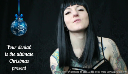 Miss Ivy Ophelia: Blue balls for Christmas 3