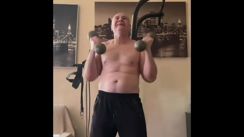 Alex Igogo: Apa yang Anda Lihat