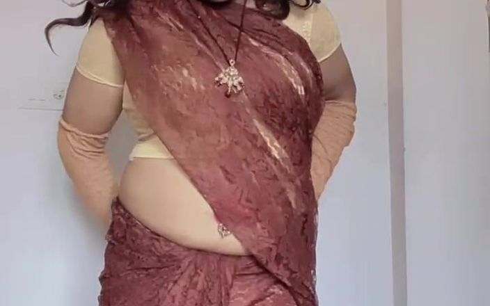 ModelMona14: Mona Bottom Crossdresser Saree