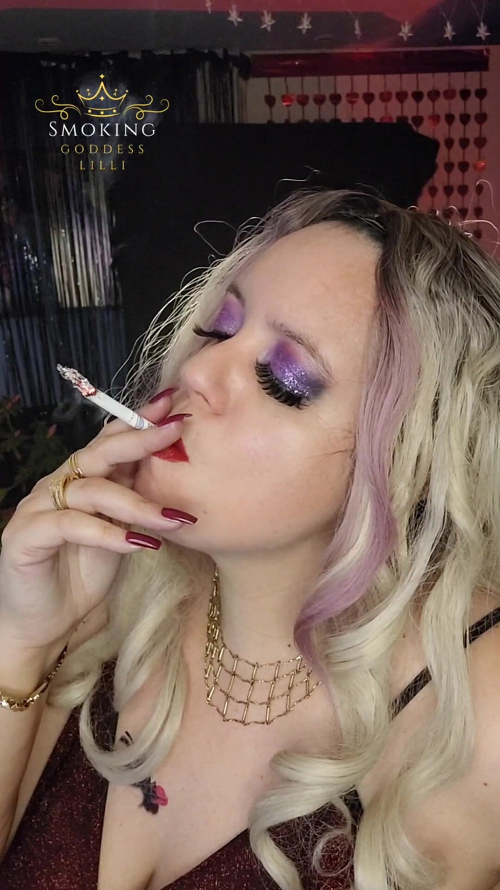 Lilli Cukierek Cox: Fumer Marlboro