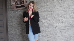 Misty Phoenix: Скромний зовні, розпусний зсередини