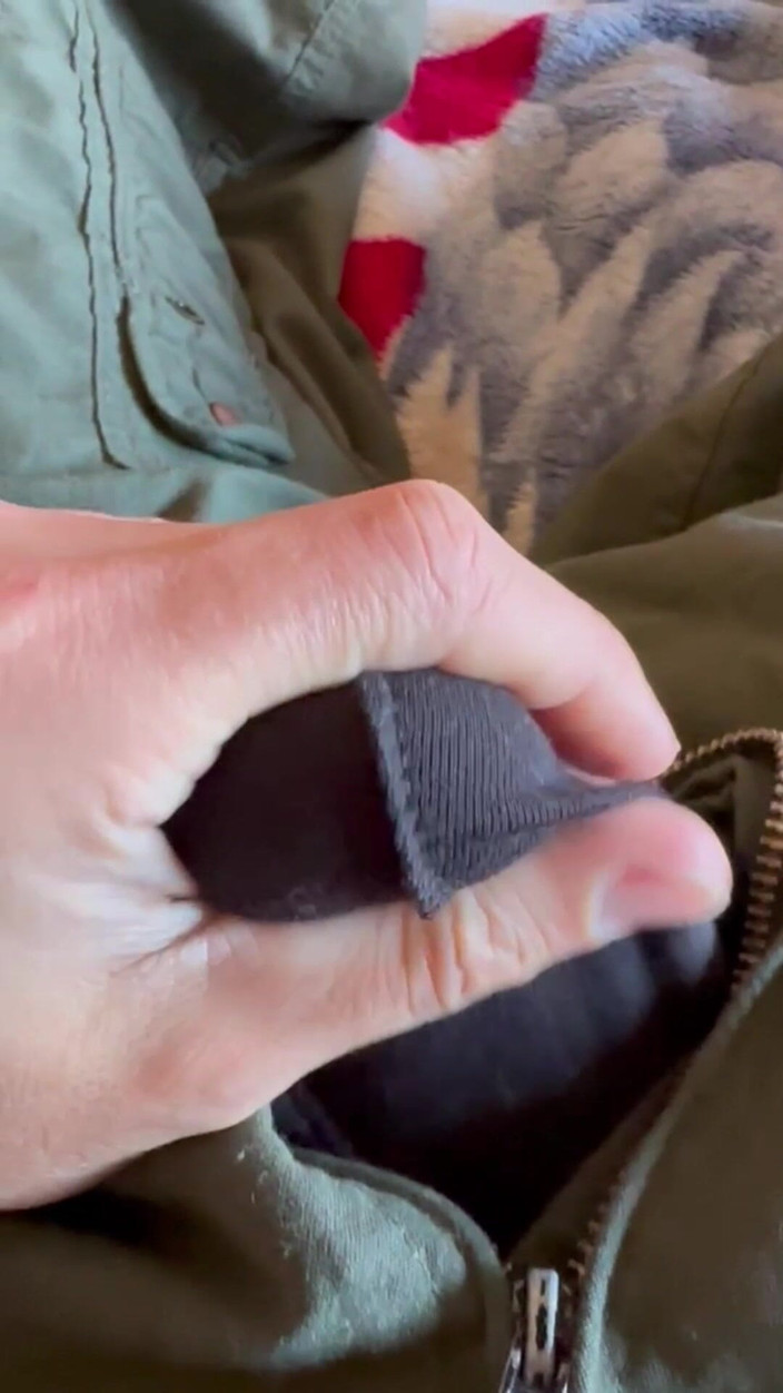 Gay Soldier Stuff: De nieuwste flightsuit-aftrekvideo - deze ondergoed lekker romig krijgen!
