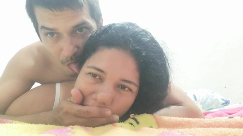 Valkyrie and Luigy Couple: Přítelkyně chce tvrdě šukat v bílém prádle