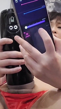 This Electronic Cock Pump Fleshlight Is Very Strong