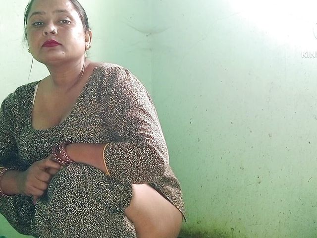 Desi Fucking Girl in Toilet Fuck with Stepcousin Boy (Village lovers)