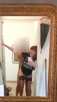 自拍