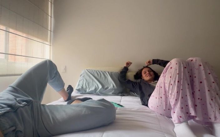 scarlettandc: Two Girls Having Fun at a Best Friends Get-together
