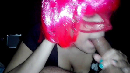 Sexoamateur: Pembantu panas mengisap kontol dan berakhir di ekor