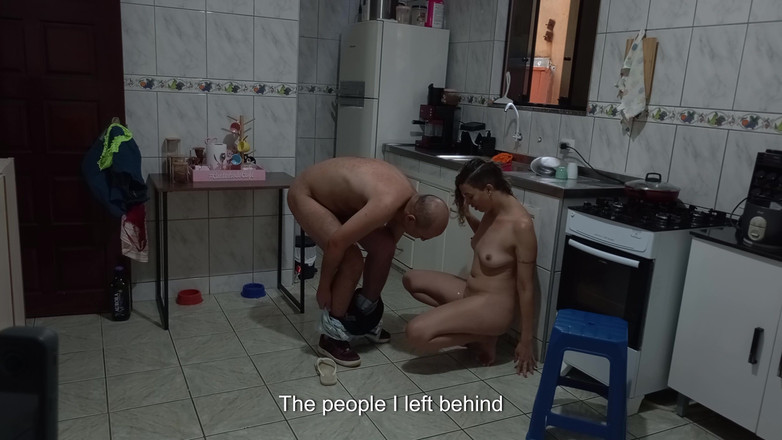 Gabi SweetCouplesStories: Молодая горничная выполняет дополнительные услуги