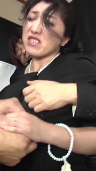 Married Mature Women Falling in Love While Their Husbands Are Away -3
