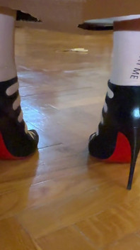 Metal Butt Plug &high Heels in a Carton Box