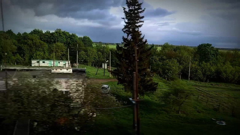 Fish Cam: Twink vzal vlakem z města do lesa, aby si vyhoněl...